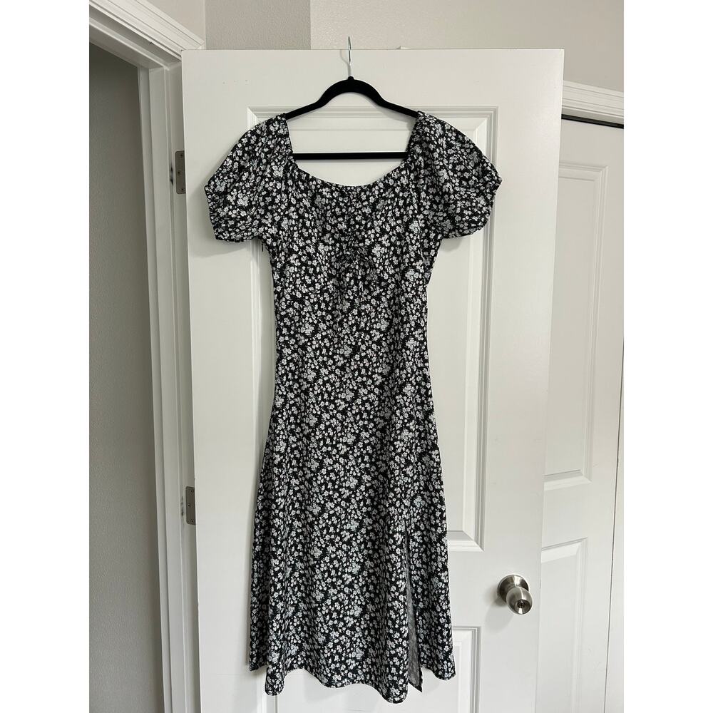 Floral Puff Sleeve Black Midi Dress Women’s Size Medium